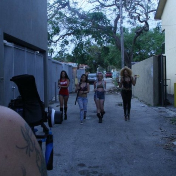 Meet your Posher, Alain - Picture 1 of 1